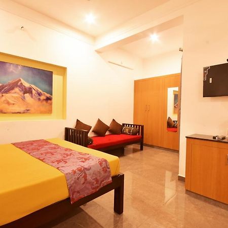 Bharathi Residhome Puducherry Exterior foto