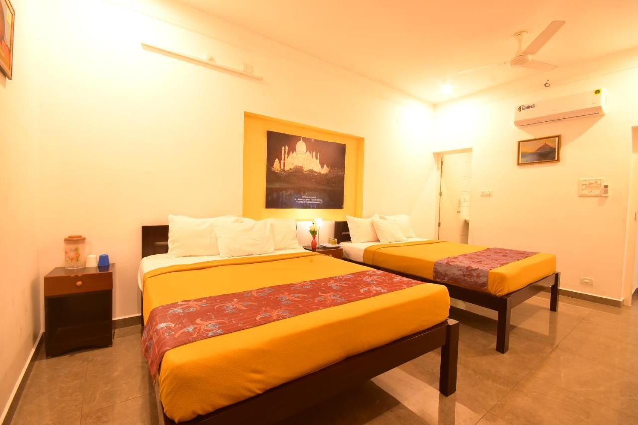 Bharathi Residhome Puducherry Exterior foto